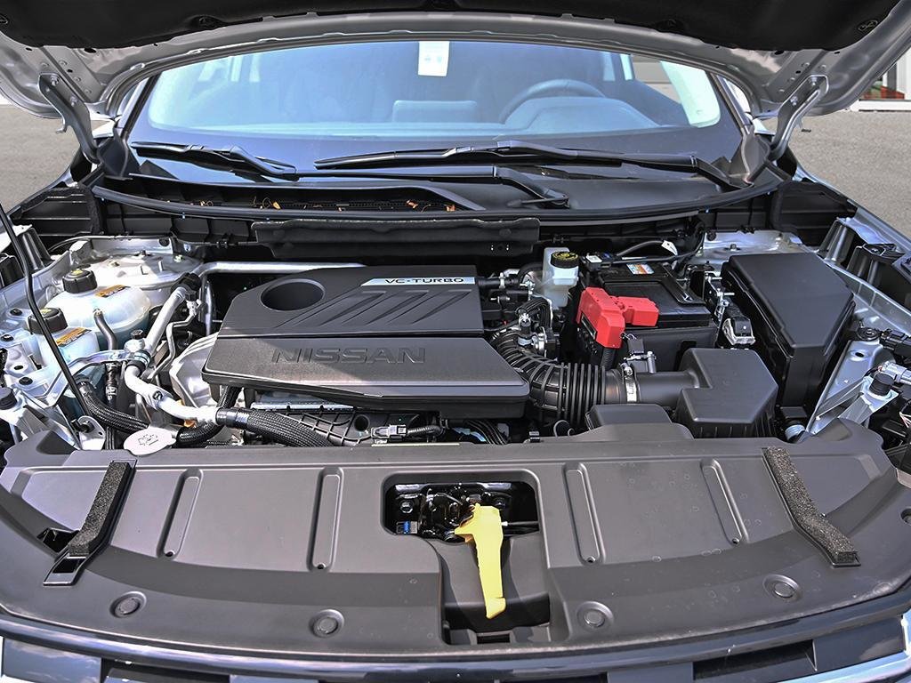 2025 Nissan Rogue SV MOONROOF