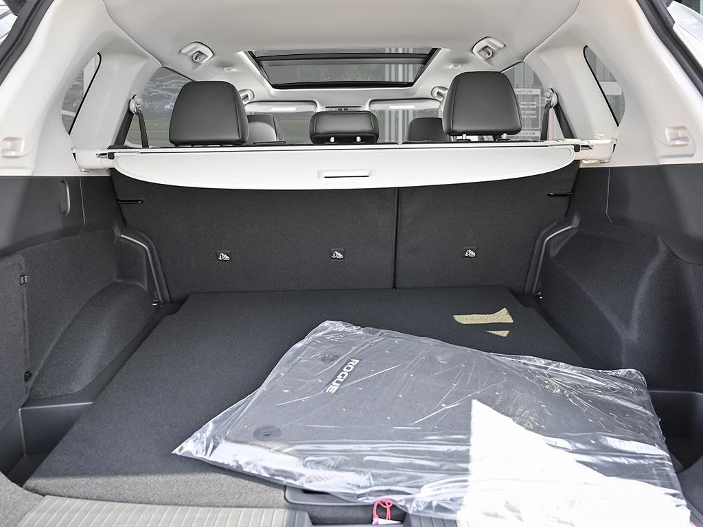 2025 Nissan Rogue SV MOONROOF