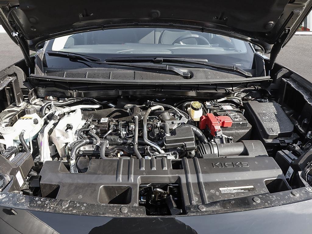 2025 Nissan Kicks SV PREMIUM