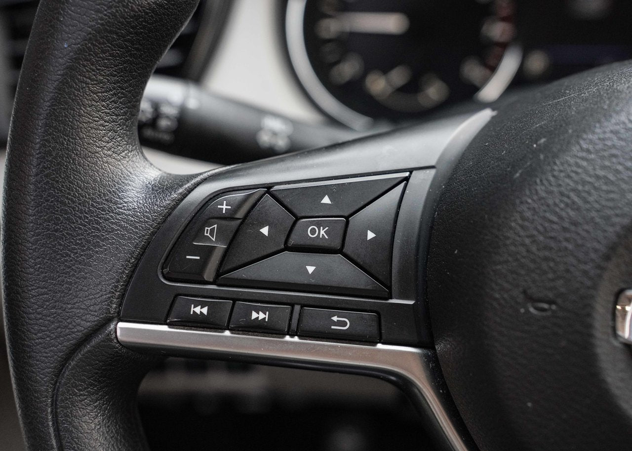 2020 Nissan Qashqai S FWD