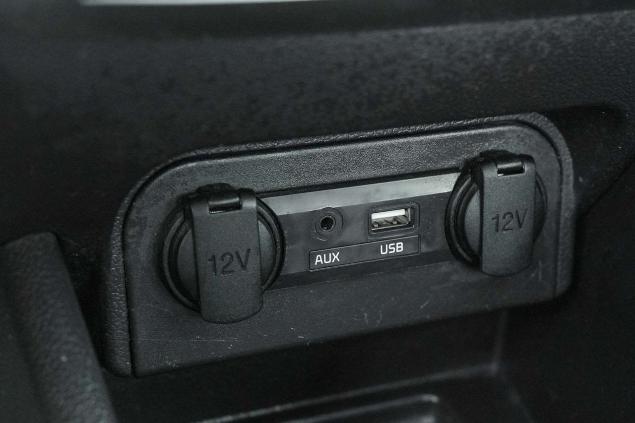 2016 Kia Rio SX; CUIR TOIT CAMERA SIEGE CHAUFFANT BLUETOOTH MAG