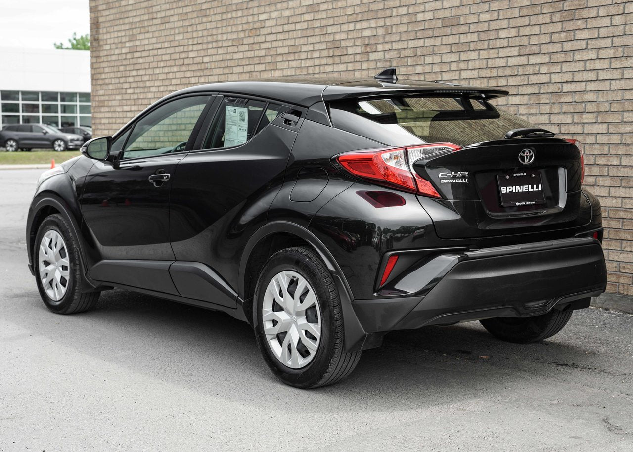 2022 Toyota C-HR LE
