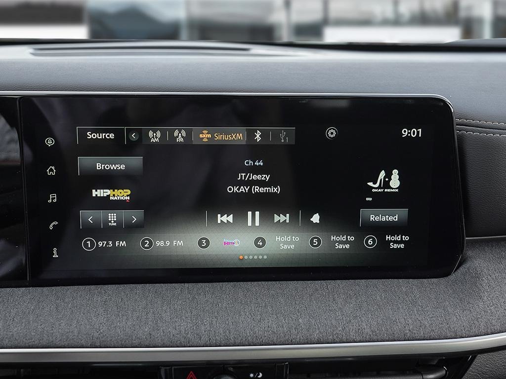 2025 Nissan Kicks SR PREMIUM