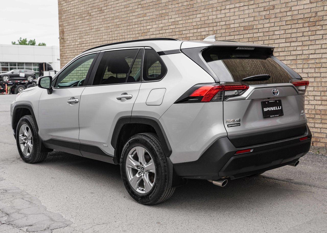 2024 Toyota RAV4 Hybrid LE
