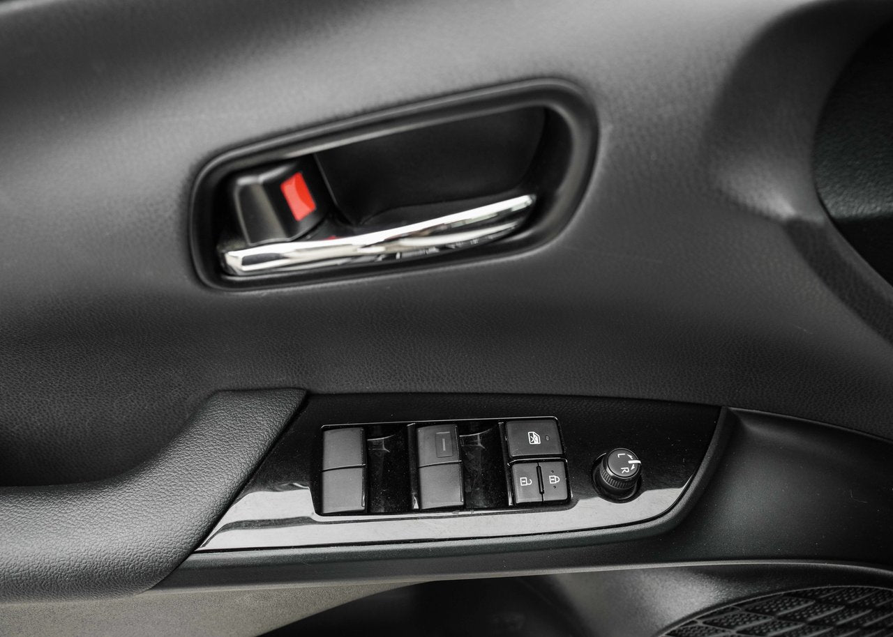 2021 Toyota PRIUS PRIME UP TECH