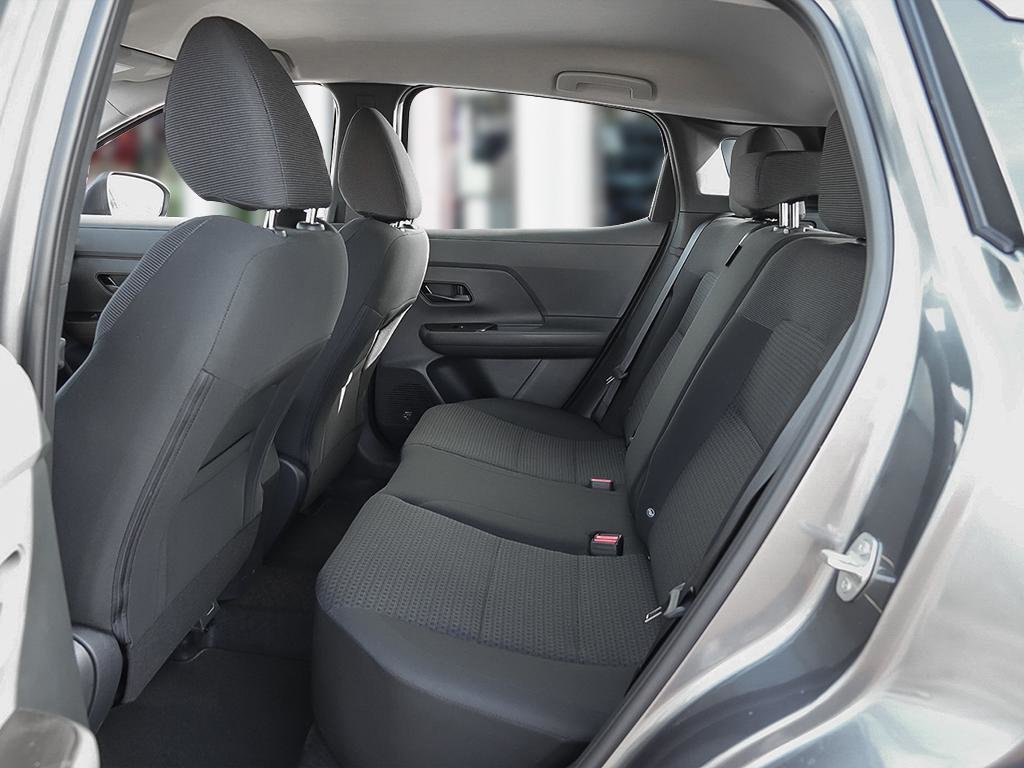 2025 Nissan Kicks S FWD