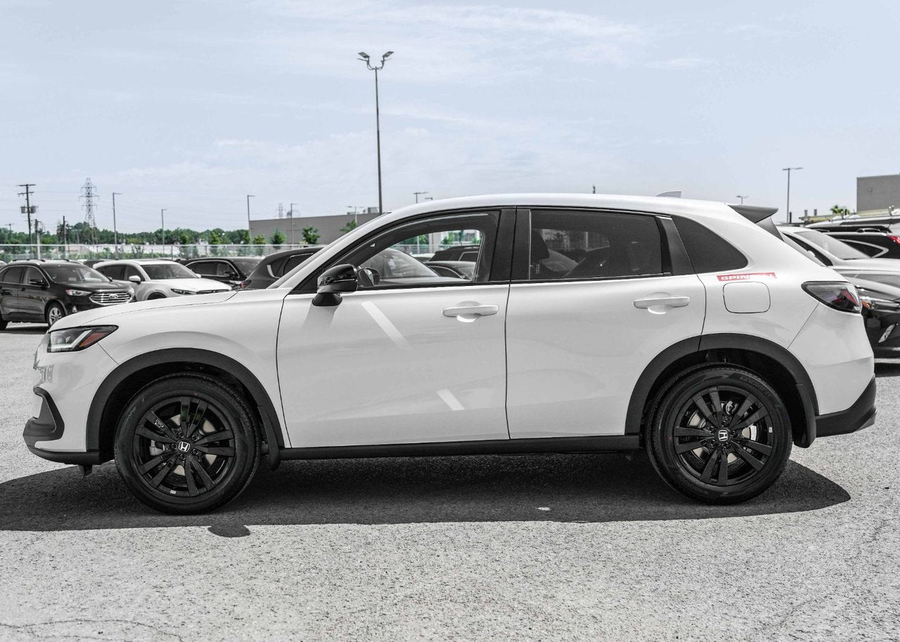 2026 Honda HR-V SPORT AWD; TOIT CAMERA ANGLES MORT MAGS 18