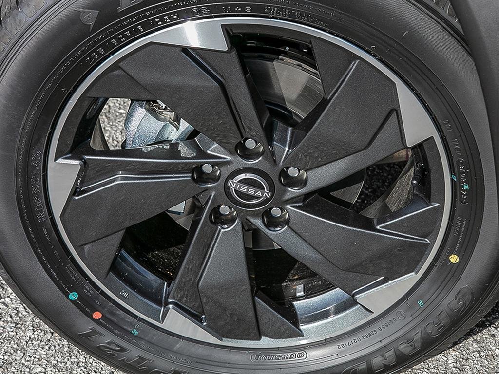 2025 Nissan Rogue AWD SV Moonroof