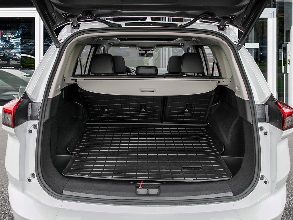 2025 Nissan Rogue AWD SV Moonroof