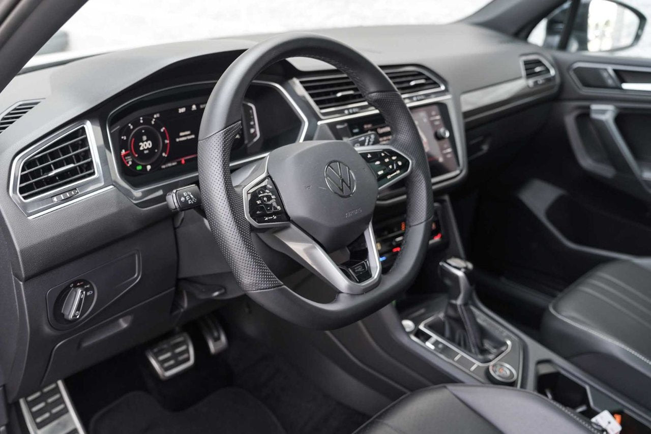 2022 Volkswagen Tiguan Comfortline R-Line Black Edition 4MOTION CUIR NAVI