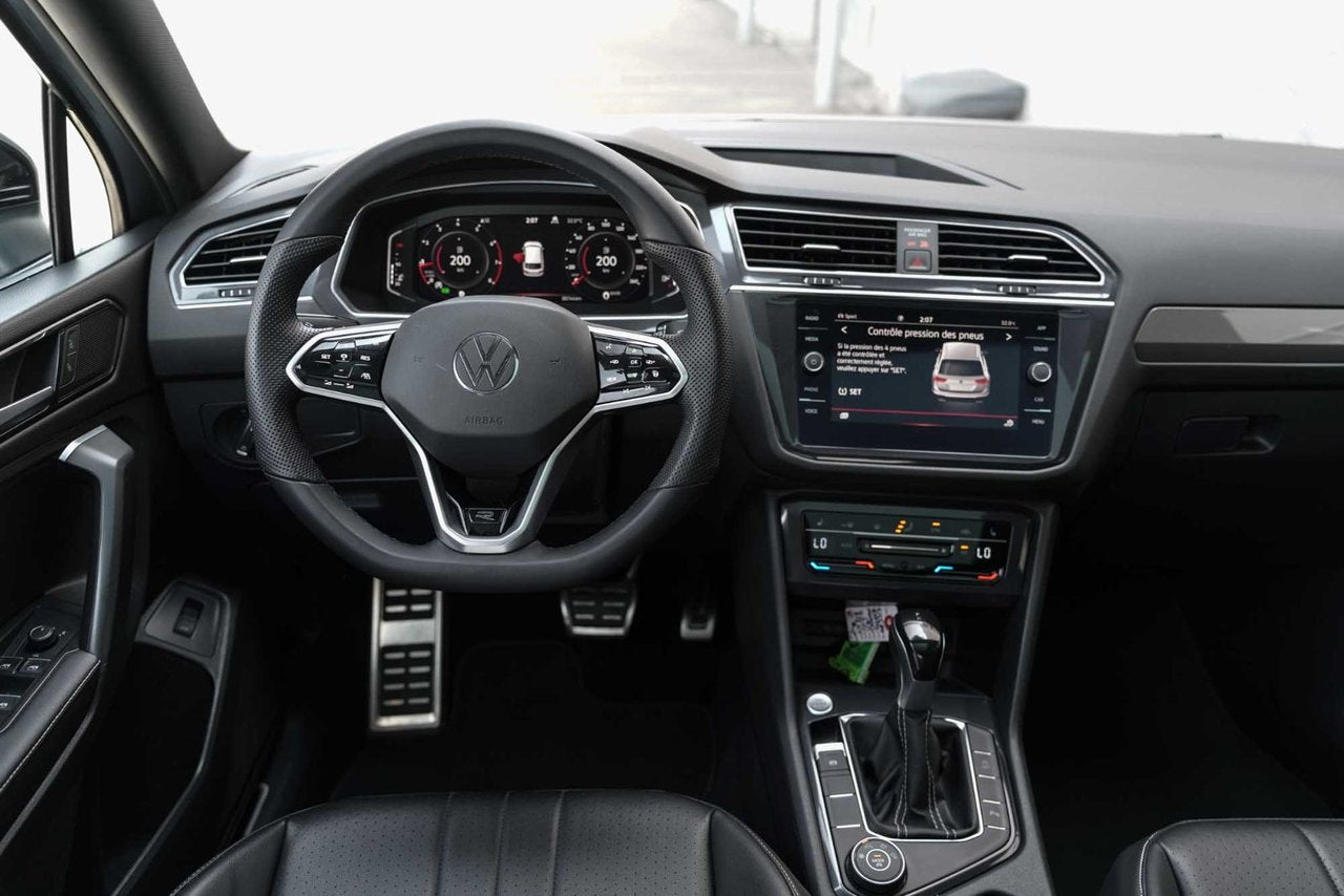 2022 Volkswagen Tiguan Comfortline R-Line Black Edition 4MOTION CUIR NAVI