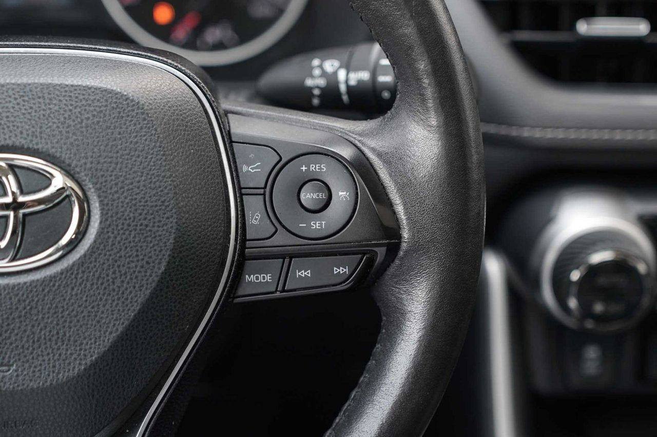 2020 Toyota RAV4 XLE PREMIUM AWD CUIR TOIT CARPLAY