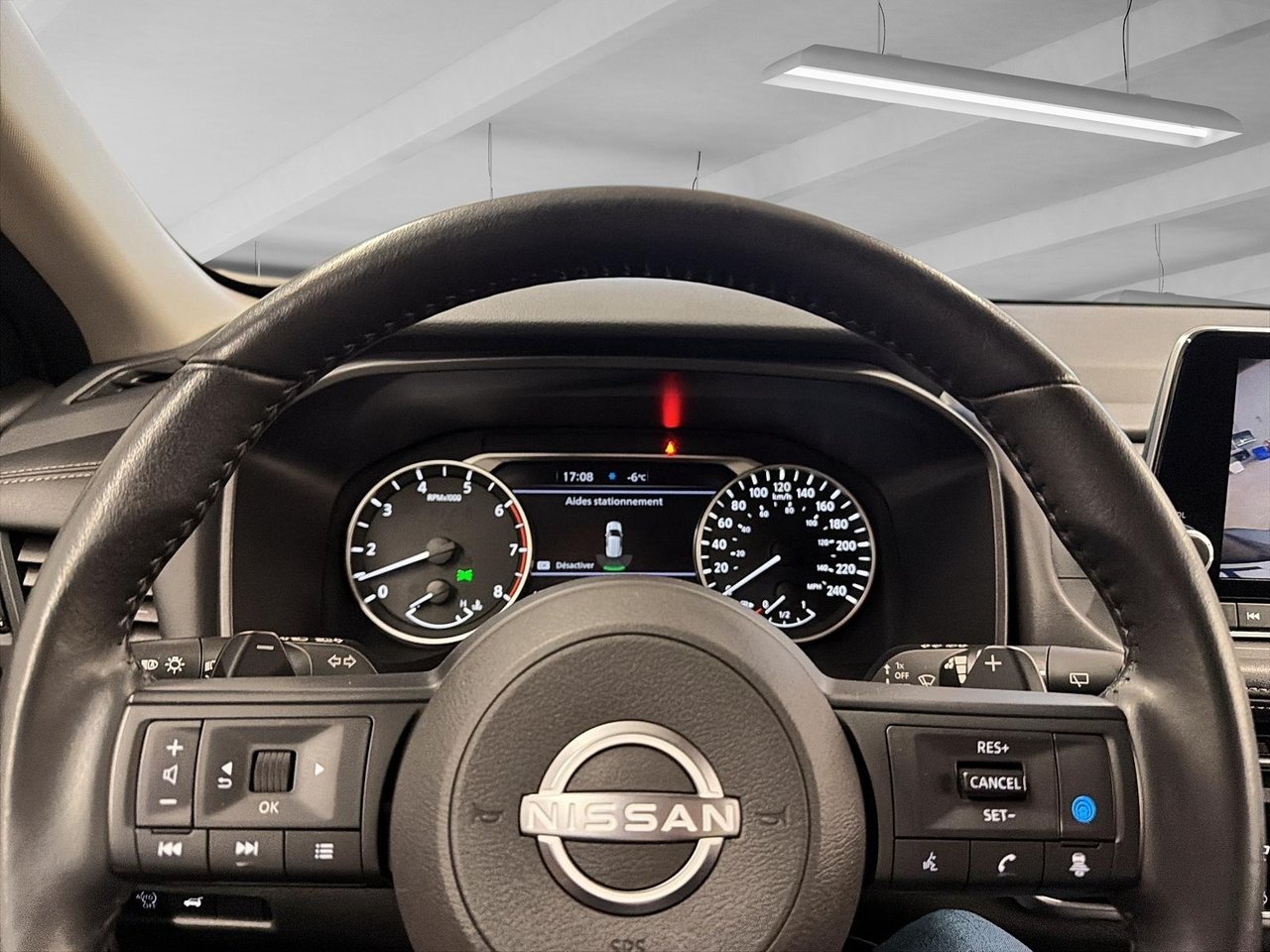 2024 Nissan Rogue SV Moonroof