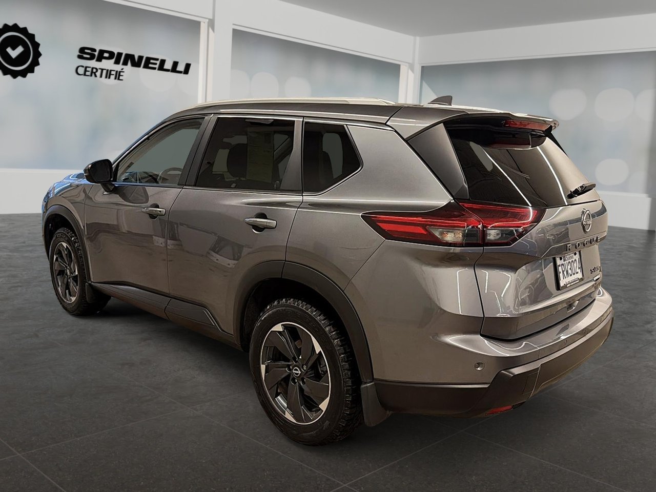 2024 Nissan Rogue SV Moonroof