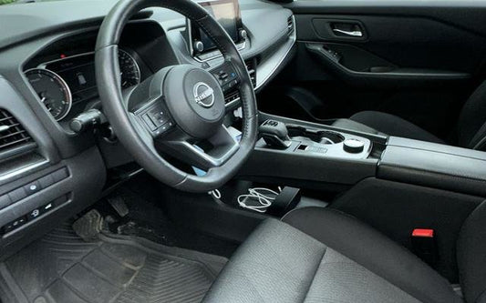 2024 Nissan Rogue SV Moonroof