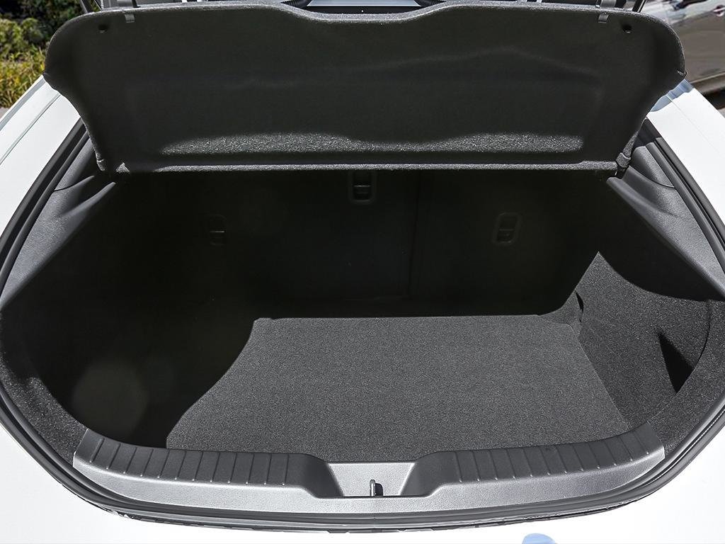 2025 Mazda Mazda3 Sport GS