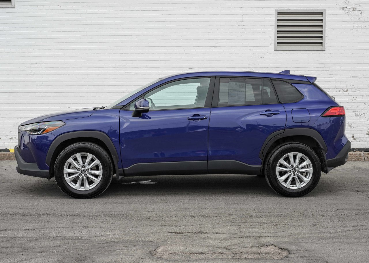 2022 Toyota COROLLA CROSS LE