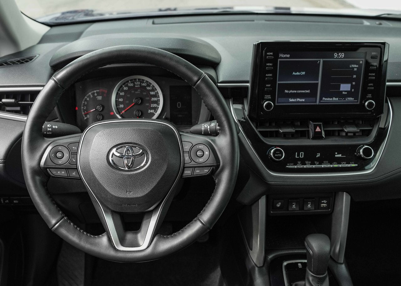 2022 Toyota COROLLA CROSS LE