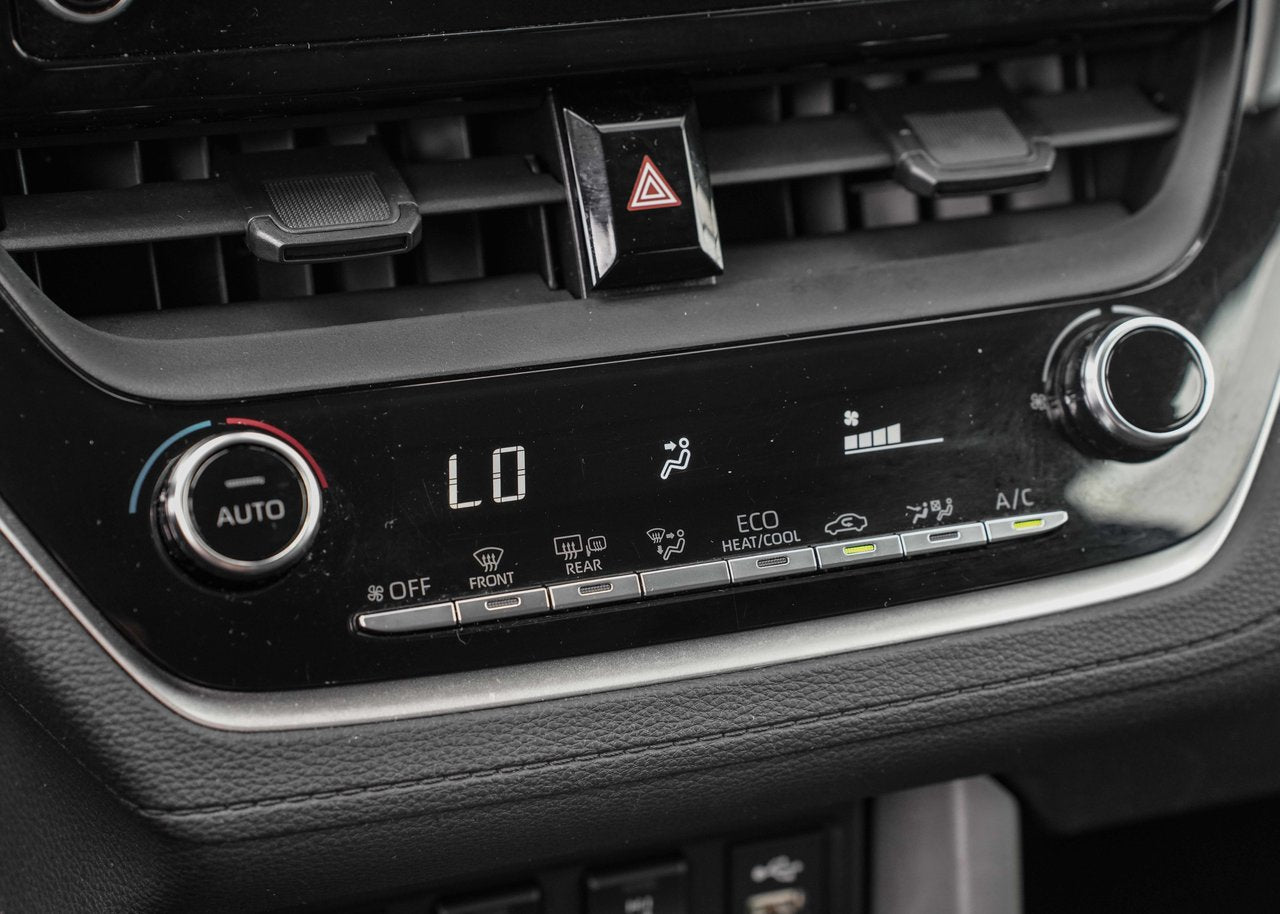 2022 Toyota COROLLA CROSS LE