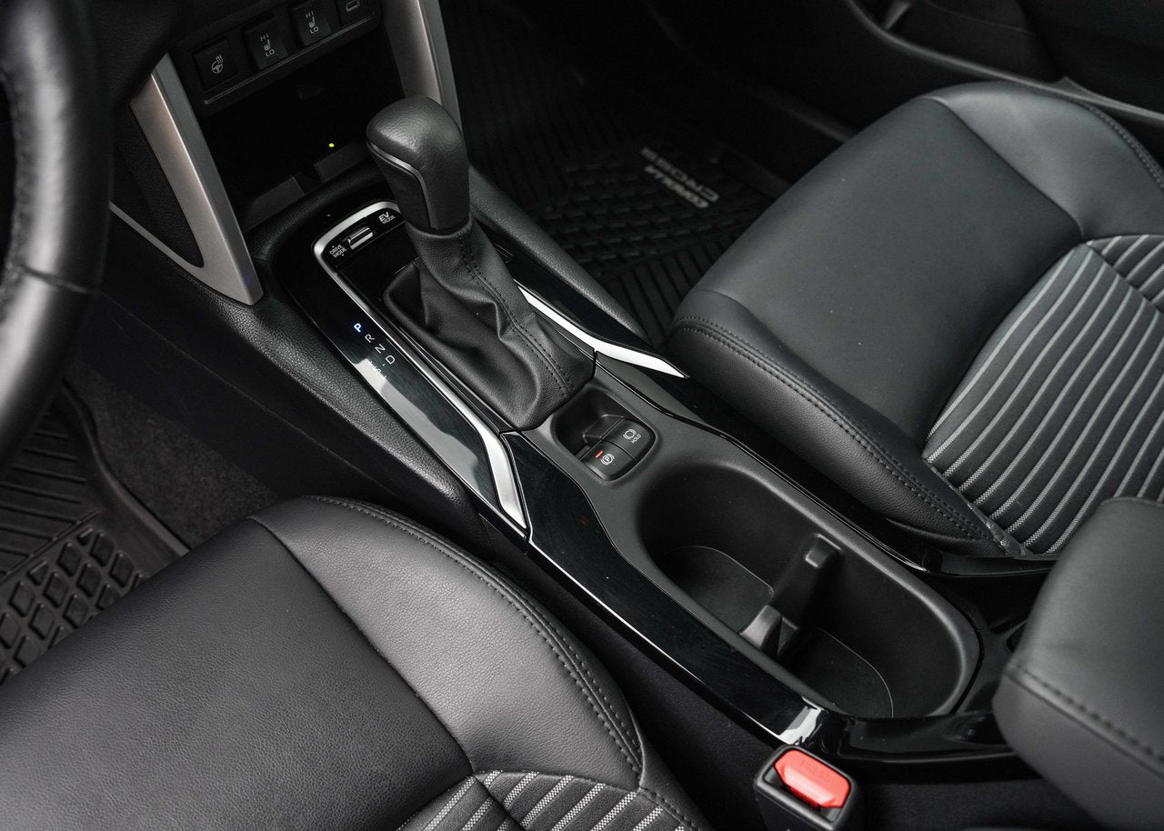 2024 Toyota COROLLA CROSS XSE HYB