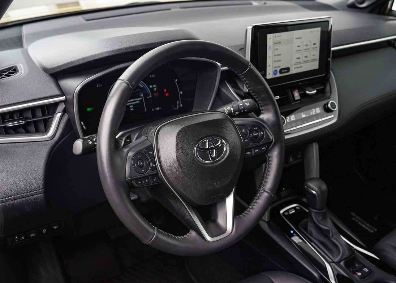 2024 Toyota COROLLA CROSS XSE HYB