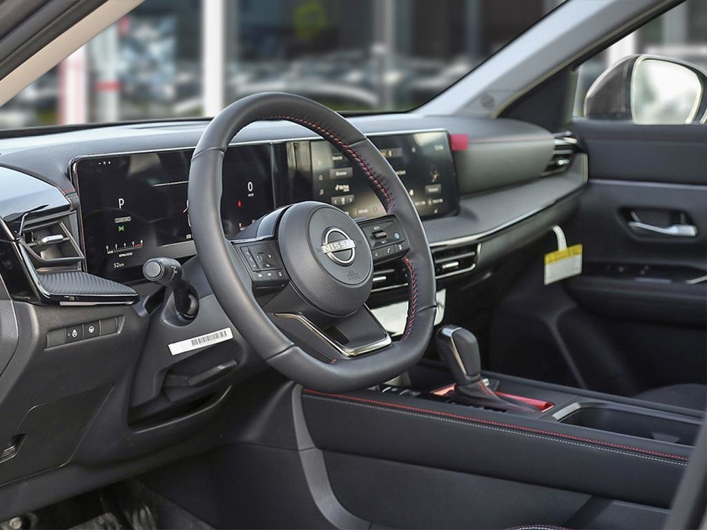 2025 Nissan Kicks SR PREMIUM SPRT WHL PKG