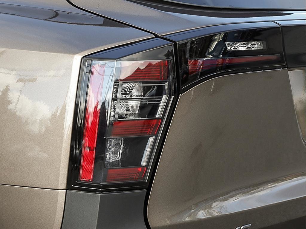 2025 Nissan Kicks SR PREMIUM SPRT WHL PKG