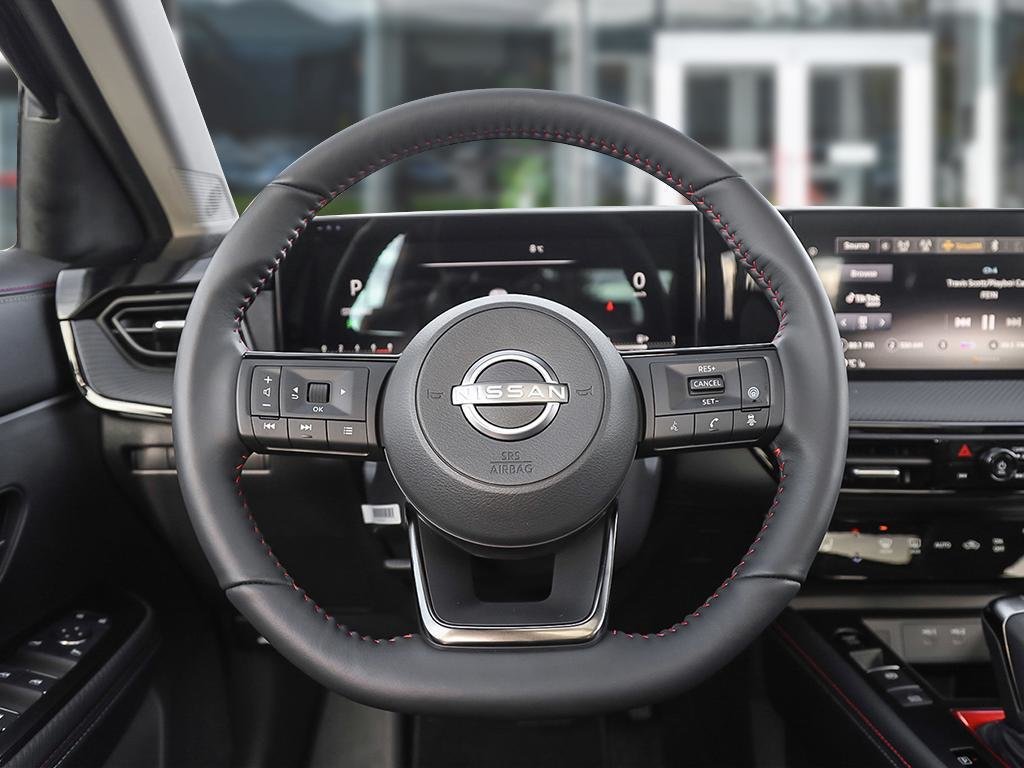 2025 Nissan Kicks SR PREMIUM SPRT WHL PKG