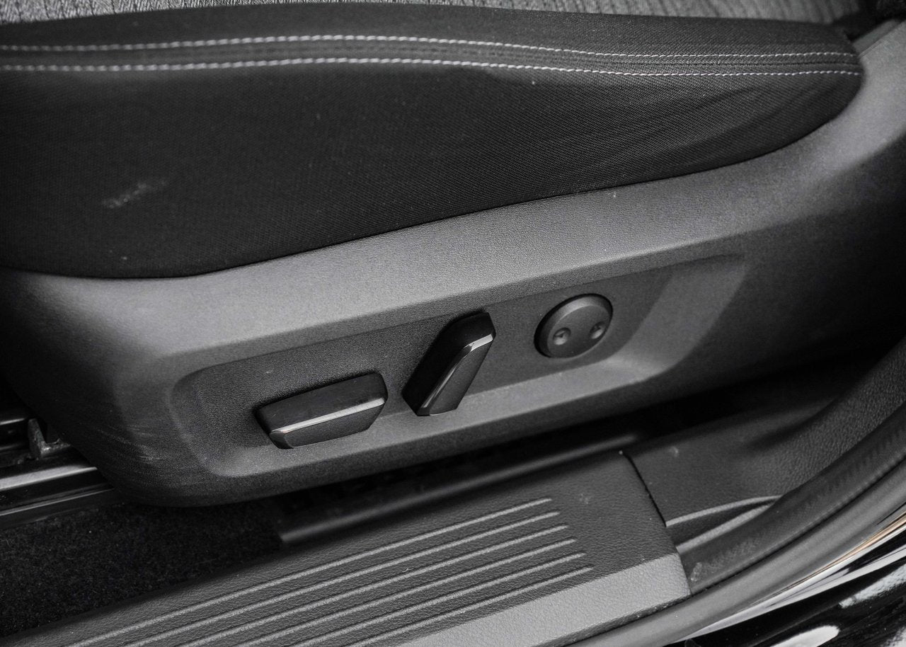 2023 Nissan Rogue SV AWD MOONROOF