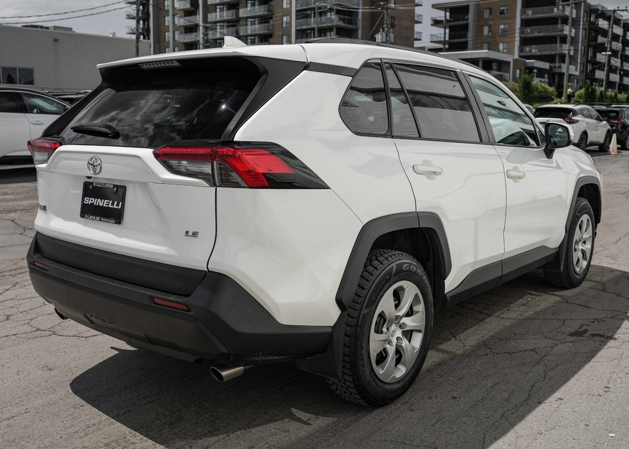 2019 Toyota RAV4 **LE FWD**
