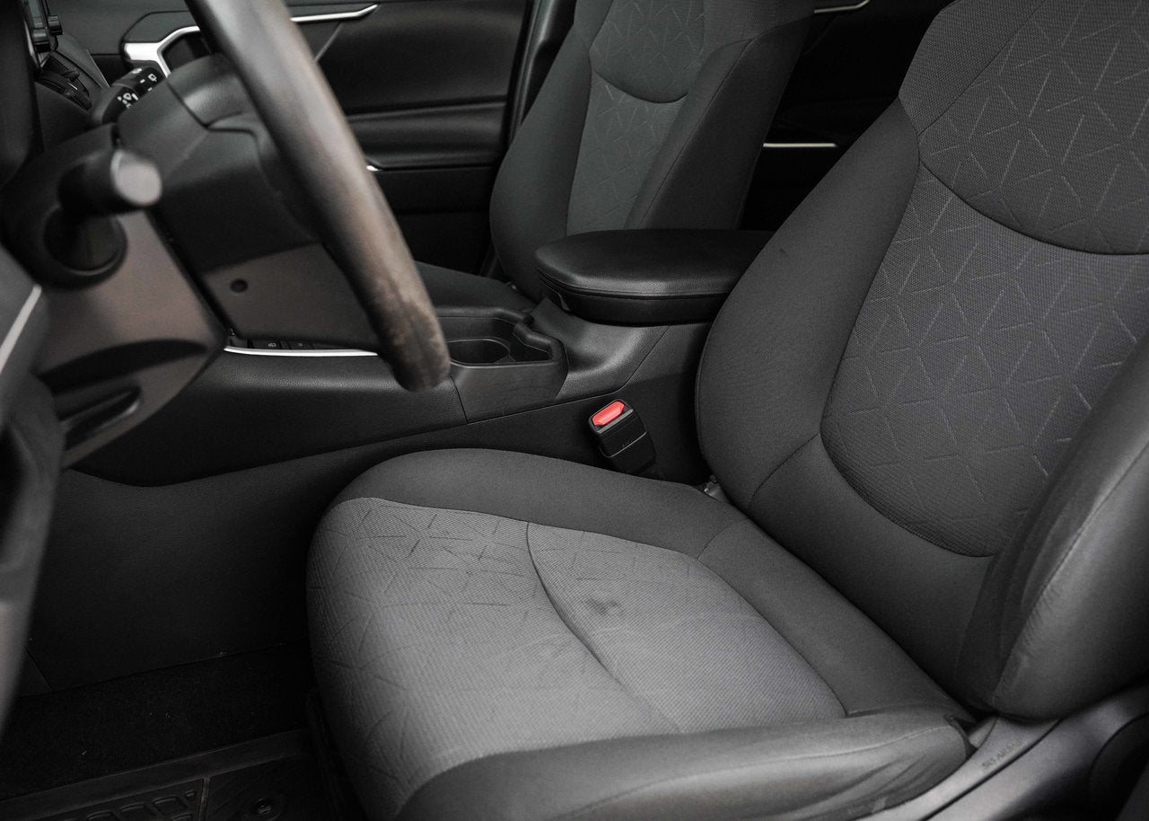 2019 Toyota RAV4 **LE FWD**