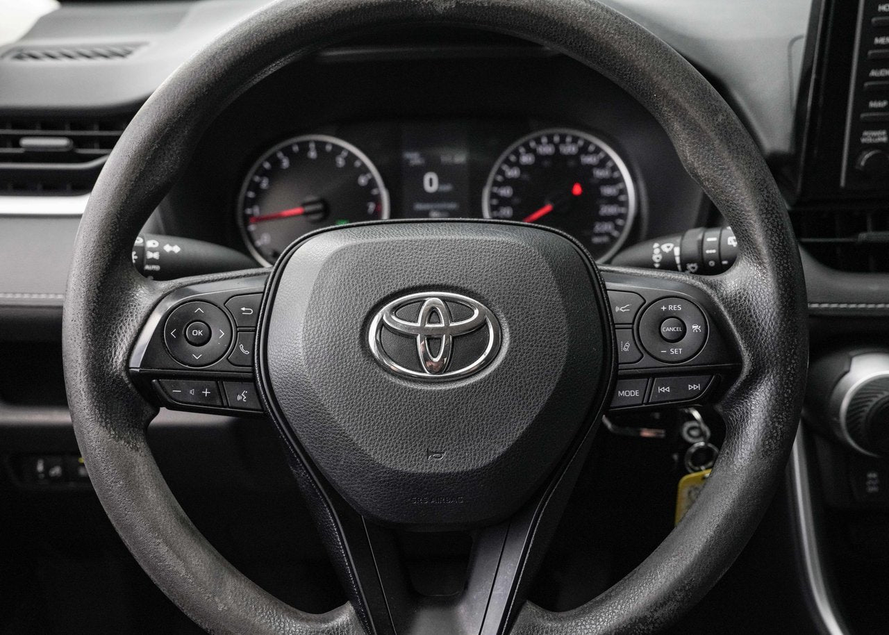 2019 Toyota RAV4 **LE FWD**