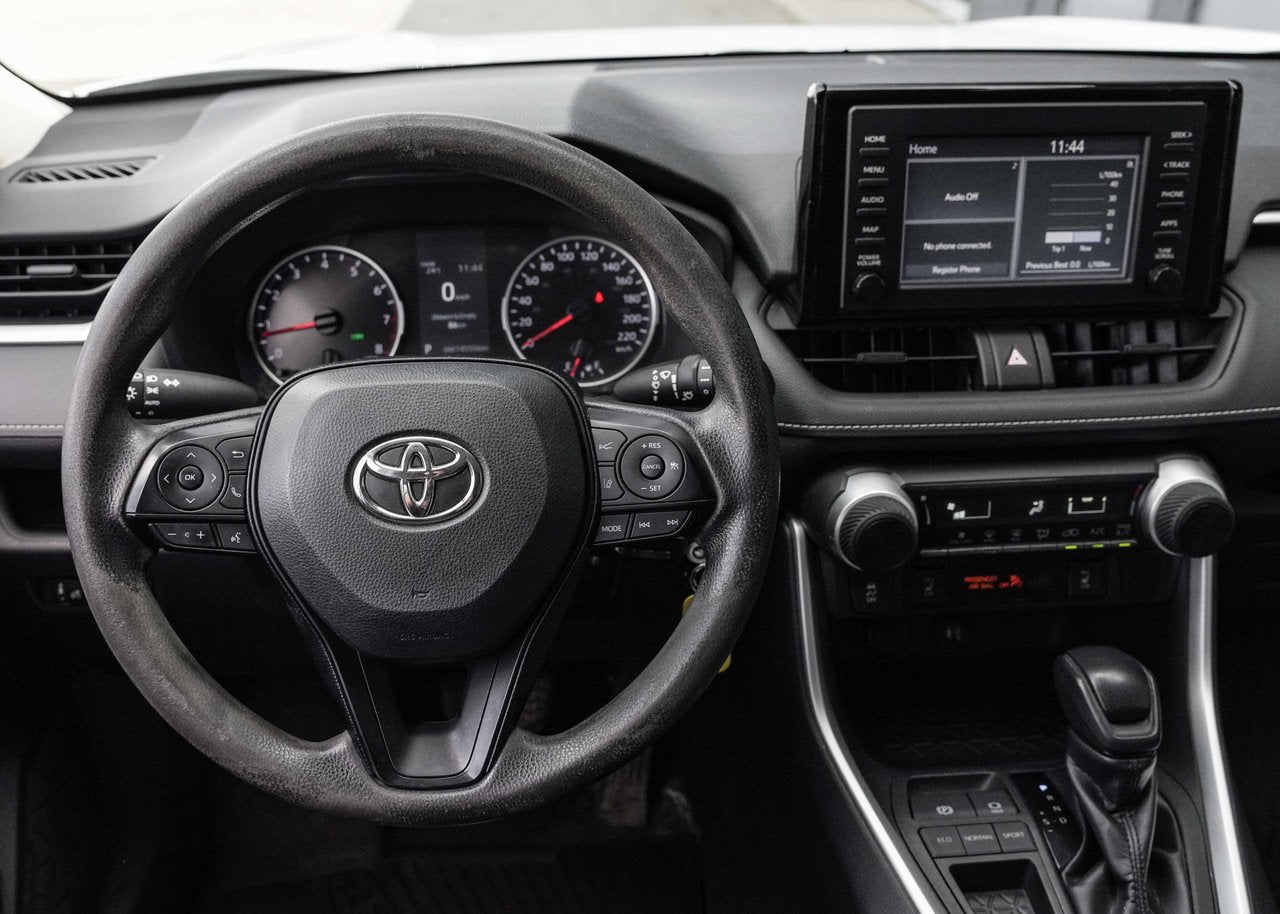 2019 Toyota RAV4 **LE FWD**