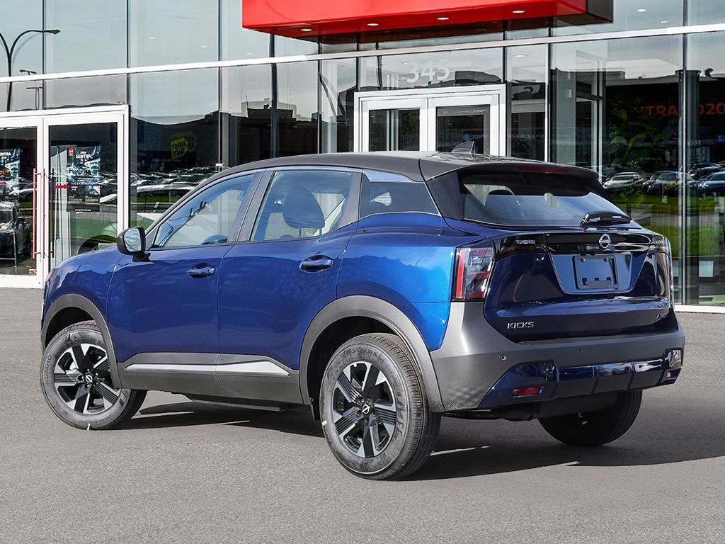 2025 Nissan Kicks SV