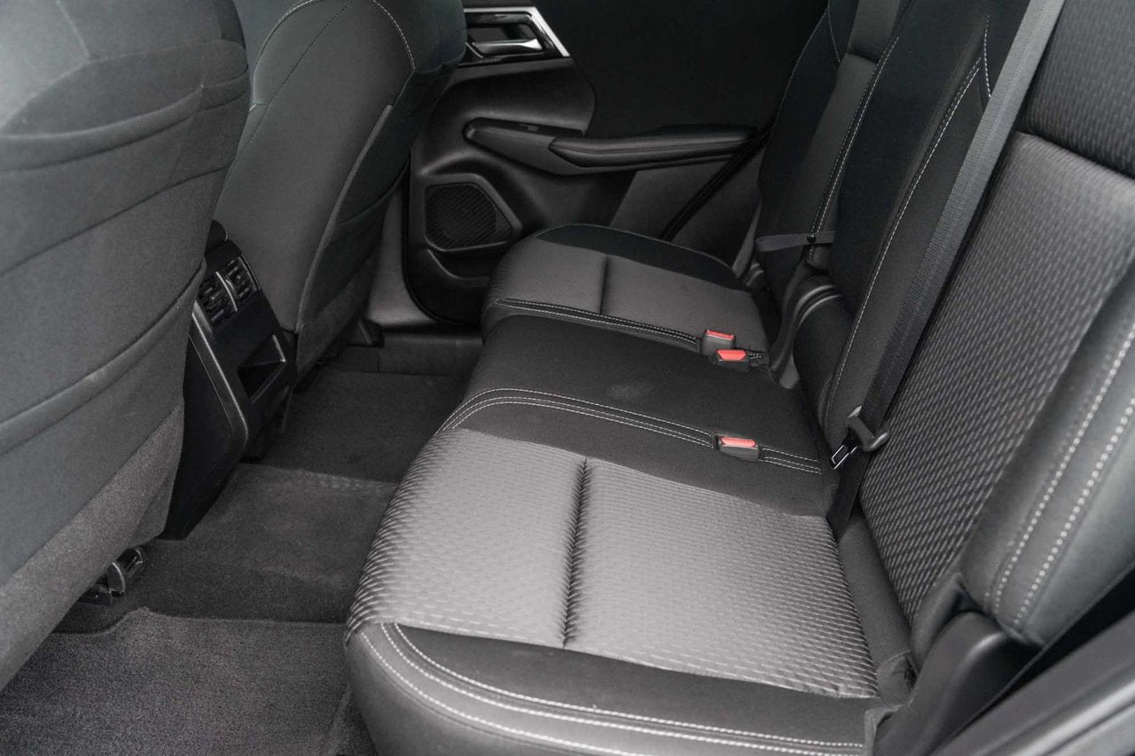 2022 Mitsubishi Outlander ES