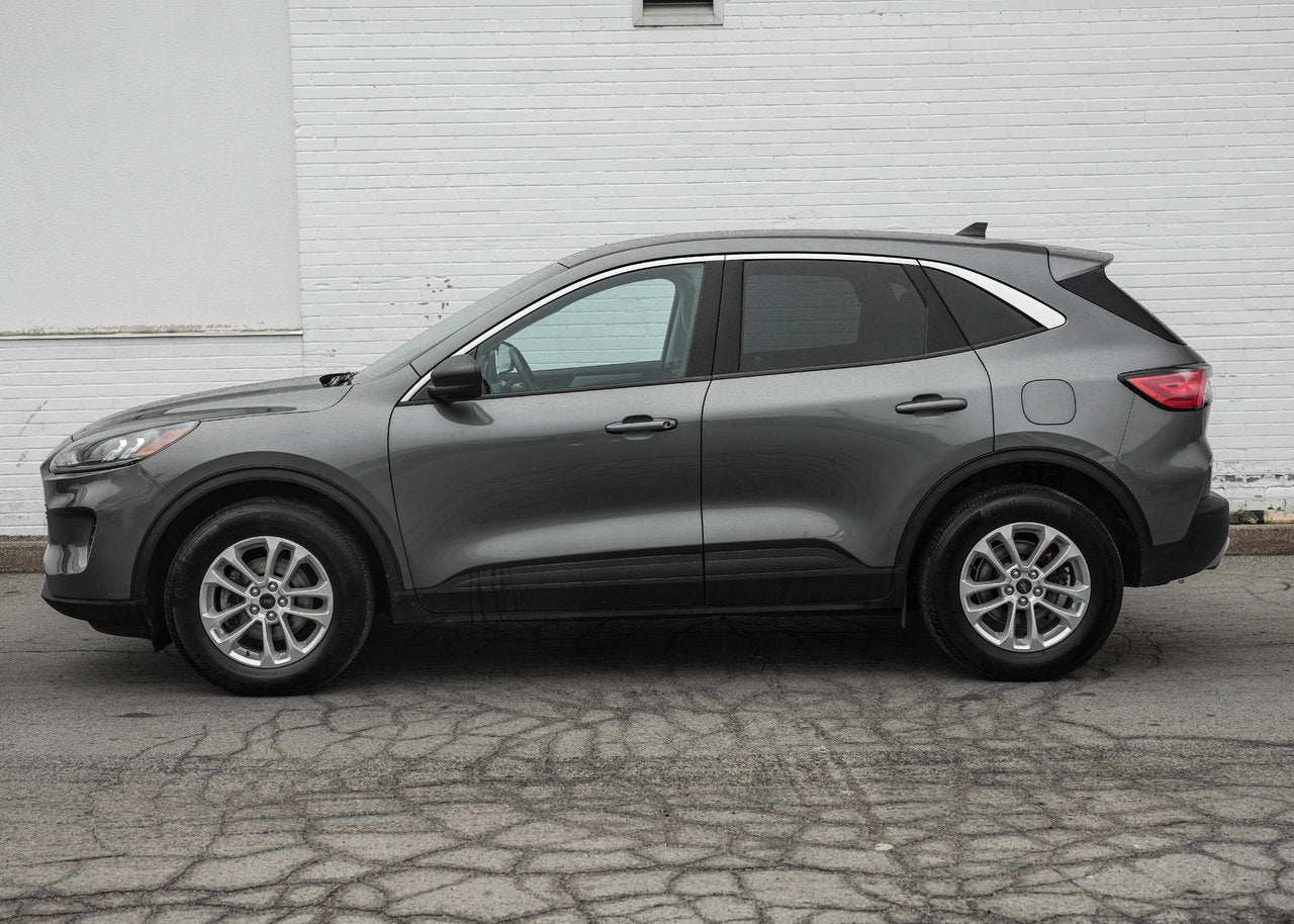 2022 Ford Escape SE Hybrid