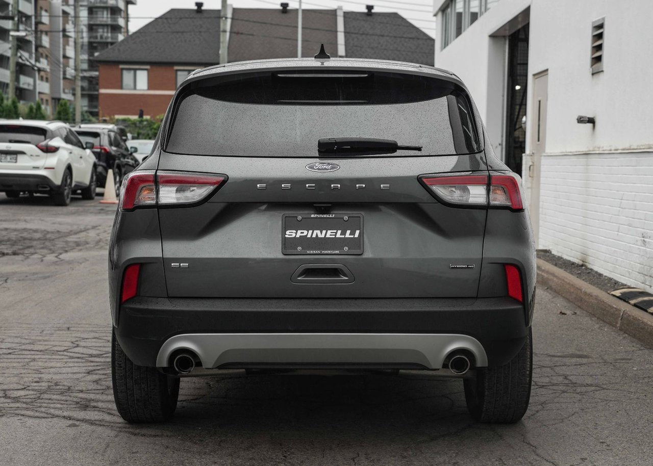 2022 Ford Escape SE Hybrid