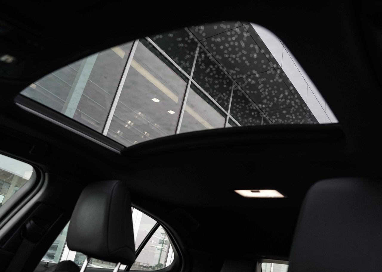 2021 Lexus UX 250h **PREMIUM HYBRIDE AWD**