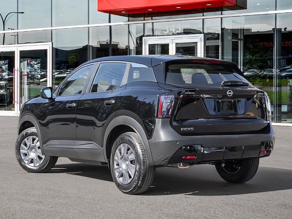 2025 Nissan Kicks S