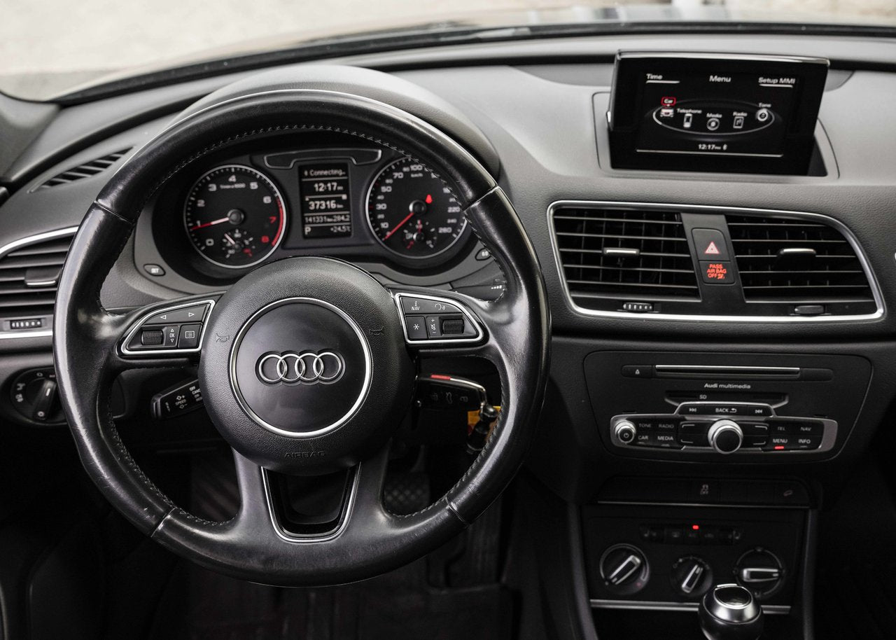 2017 Audi Q3 **KOMFORT AWD**