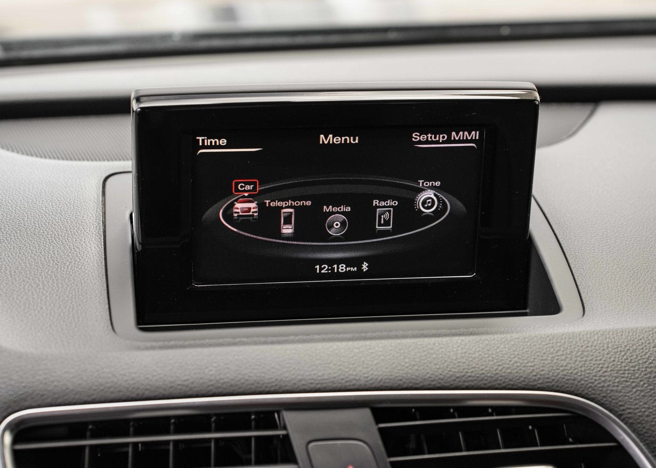 2017 Audi Q3 **KOMFORT AWD**