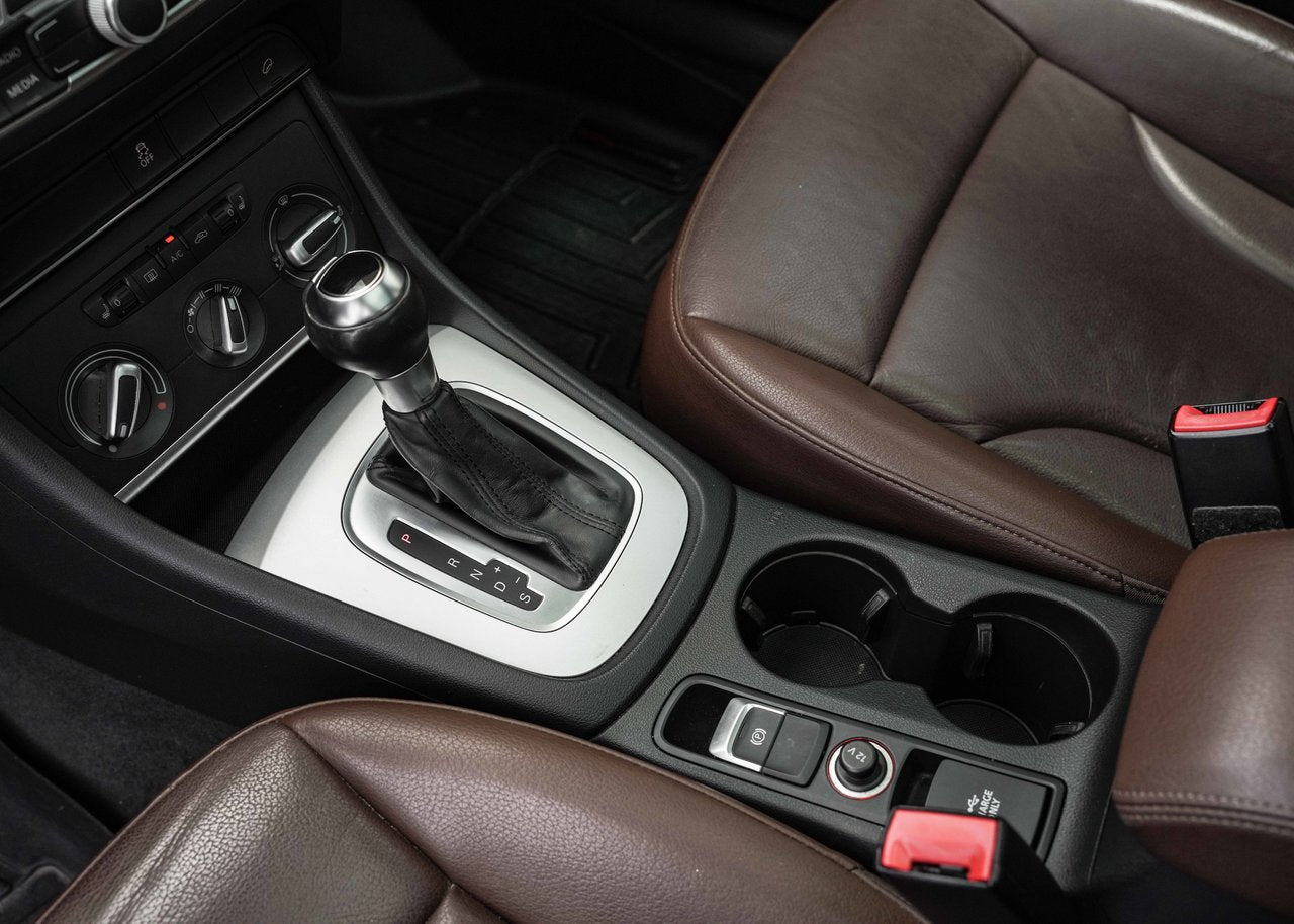 2017 Audi Q3 **KOMFORT AWD**