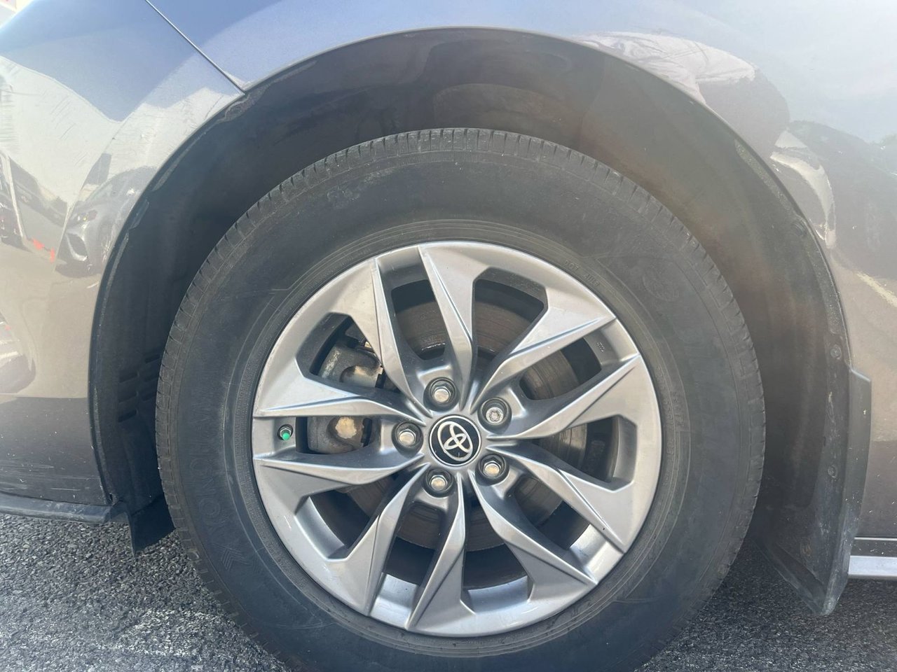 2023 Toyota Sienna XLE HYBRID