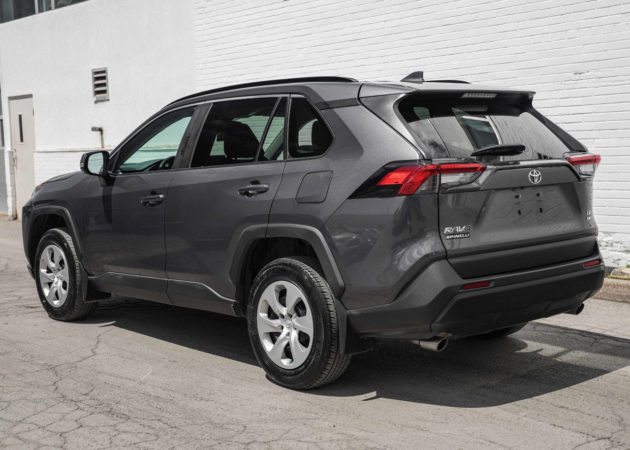 2020 Toyota RAV4 LE
