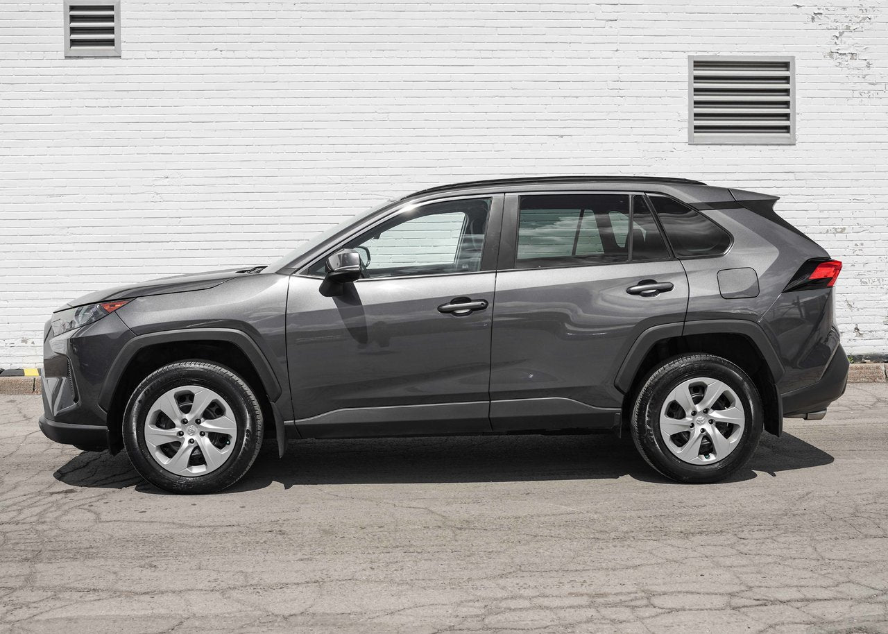 2020 Toyota RAV4 LE AWD