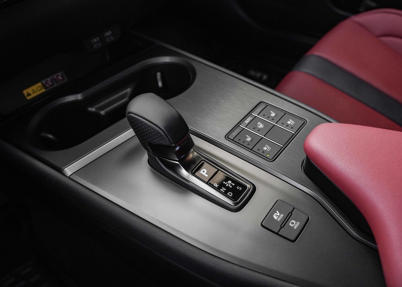 2025 Lexus UX UX 300h, AWD F-SPORT SERIE 2