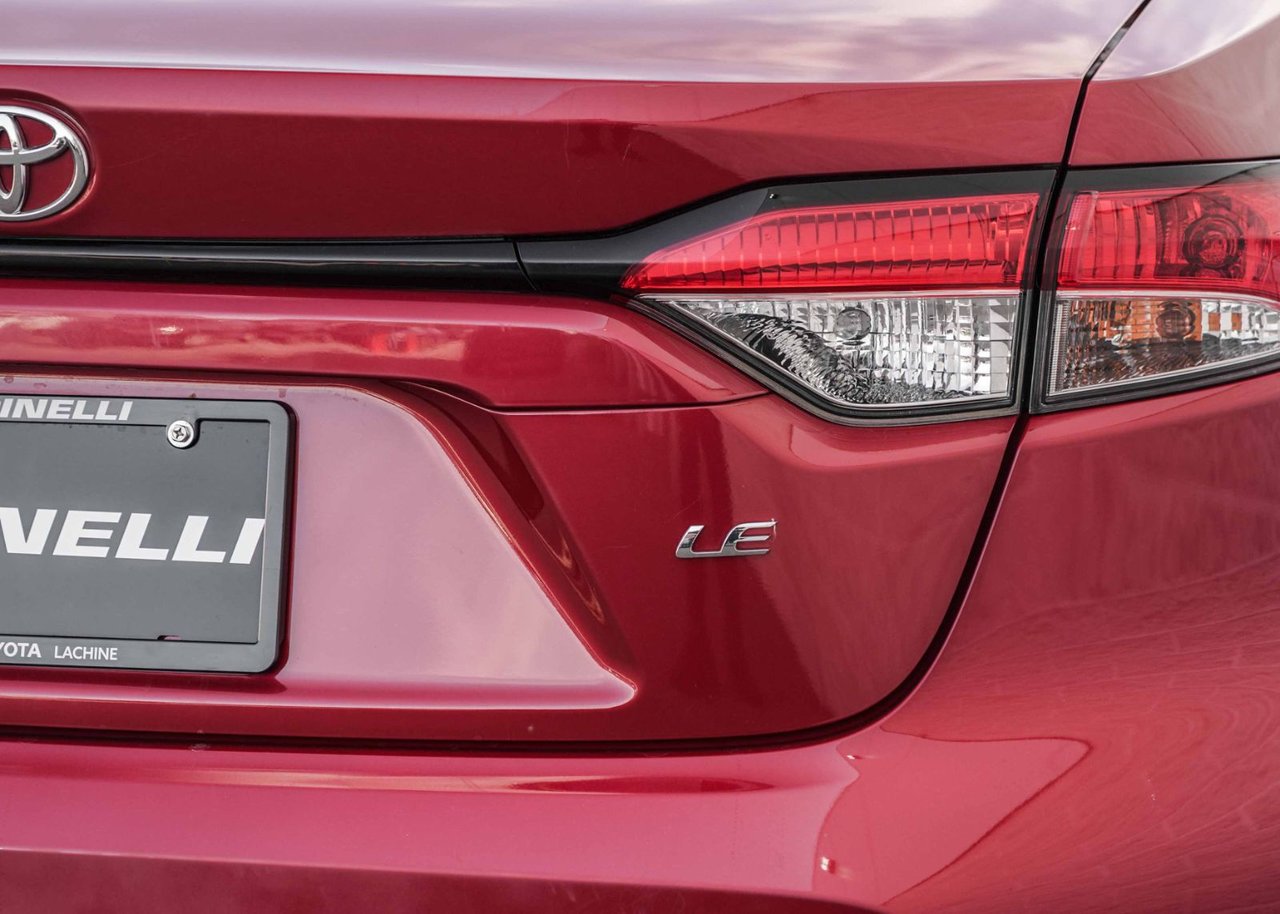 2021 Toyota Corolla LE UPGRADE