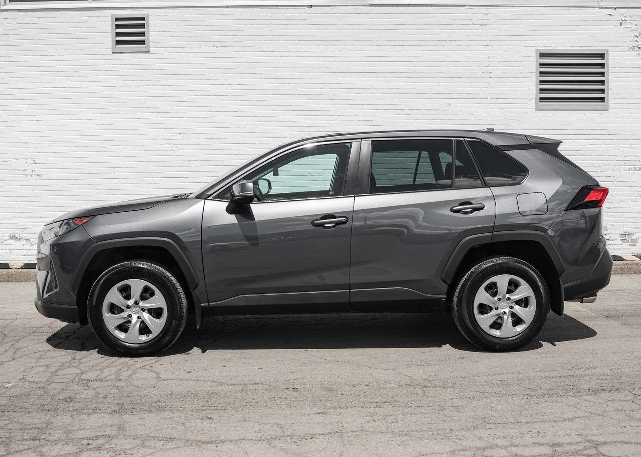 2022 Toyota RAV4 LE AWD