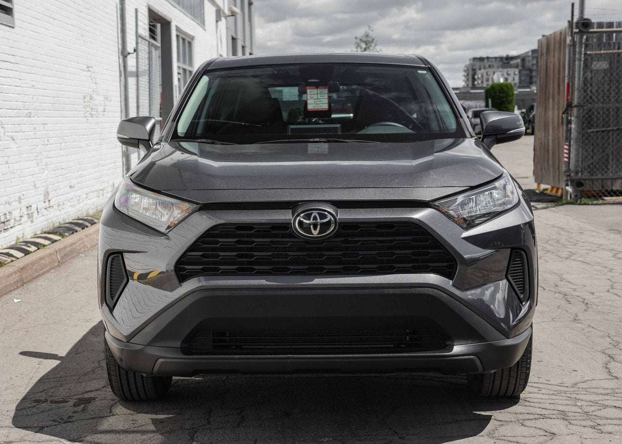 2022 Toyota RAV4 LE AWD