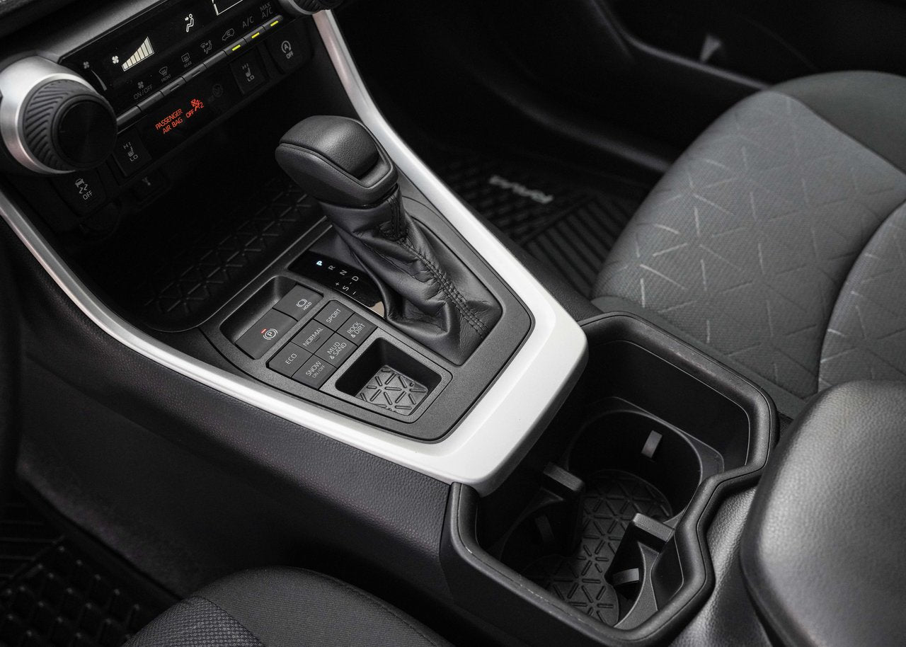 2022 Toyota RAV4 LE AWD